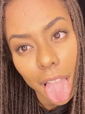 Kira Noir