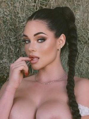 Skyla Novea