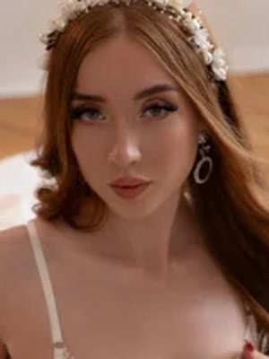 Emily_Sweety